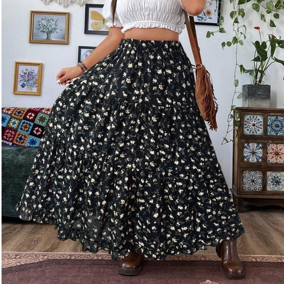 Boho Floral Print Stretchy High Waisted Ruffle Hem Maxi Skirt - Picture 3 of 10